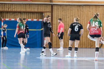Bild 35 - wBJ HSG Kremperheide/Muensterdorf - HSG Joerl-Doppeleiche Vioel : Ergebnis: 34:23